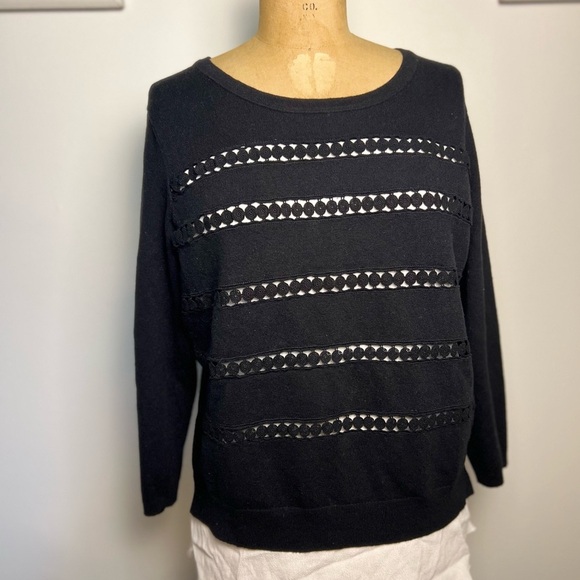 Anthropologie Angel of the North black sweater with white lining medium - Picture 2 of 7